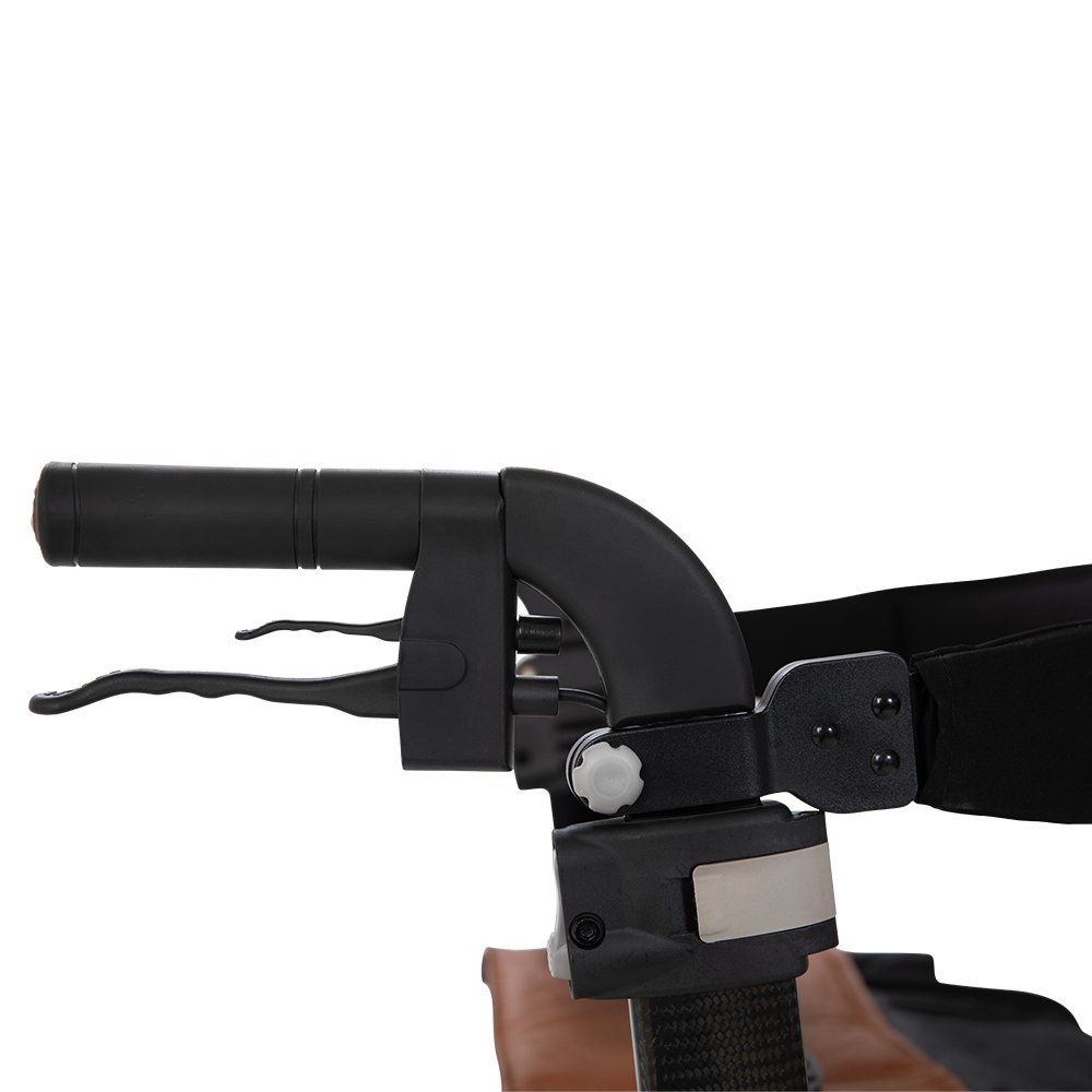 Untitled-1_0003_carbon_f1_handle