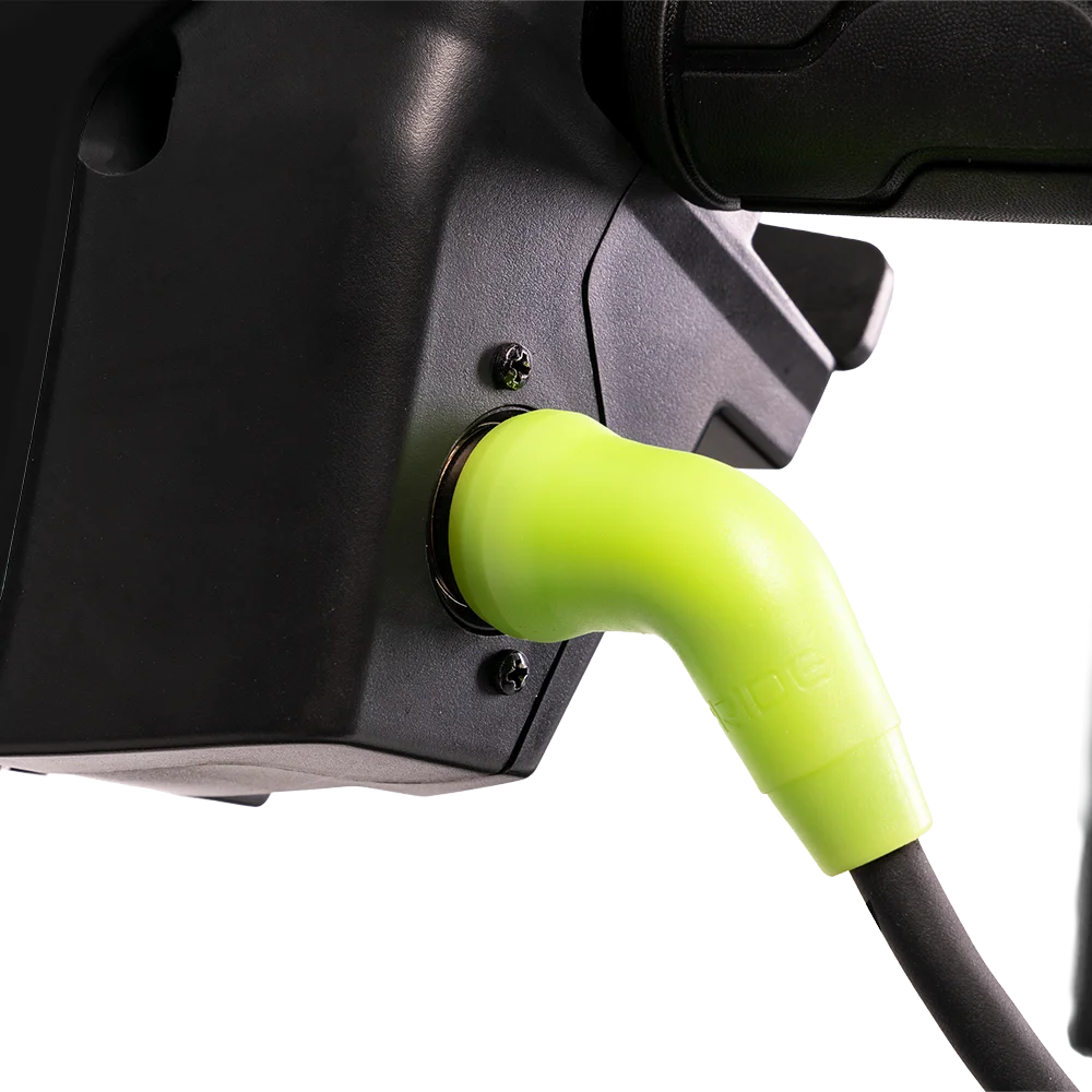 SuperPortable_Charger_Black (1)