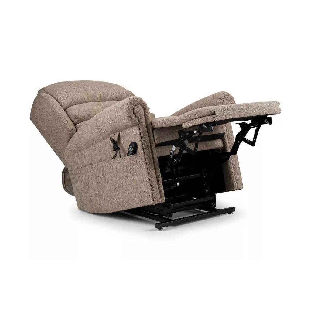 xdorchester-reclined.jpg.pagespeed.ic.KlrCa8txRo